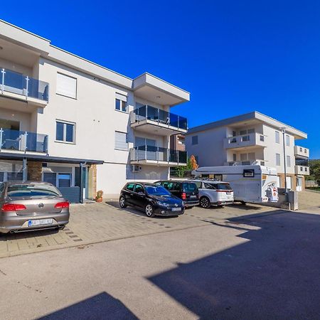 Apartment Sajo Цриквеница Экстерьер фото